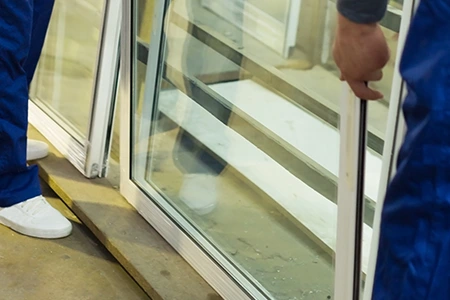 Commercial Glass Repair Technician in Ocala, FL